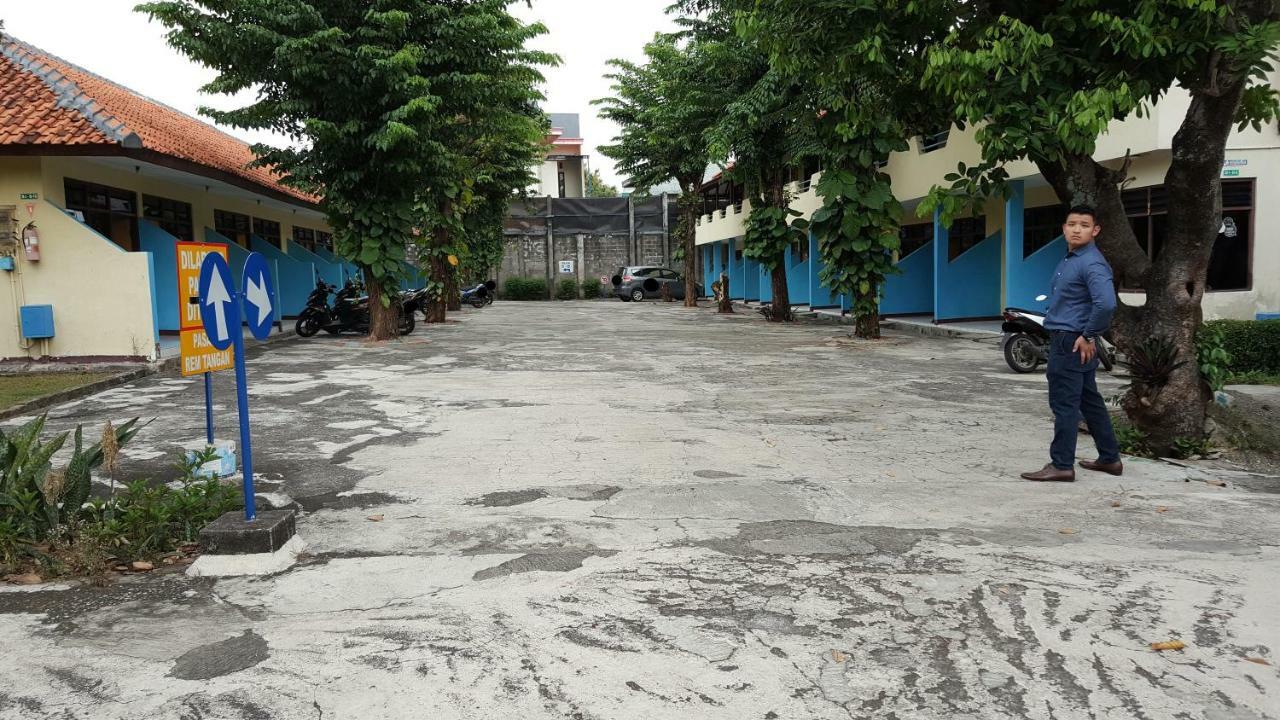 Sentosa Hotel & Restaurant - Tersertifikasi Chse Dari Kementerian Pariwisata Dan Ekonomi Kreatif Bekasi Exterior foto